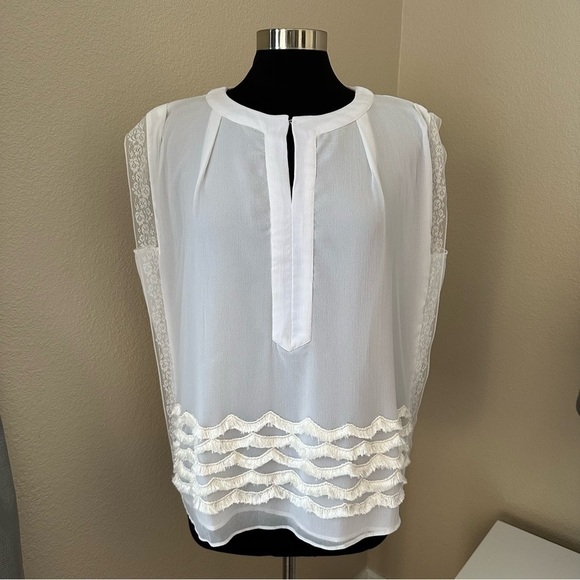 NWT Ranna Gill Anthropologie Cheer Lace w/Tassel Ruffles White Blouse Size S - Picture 1 of 15